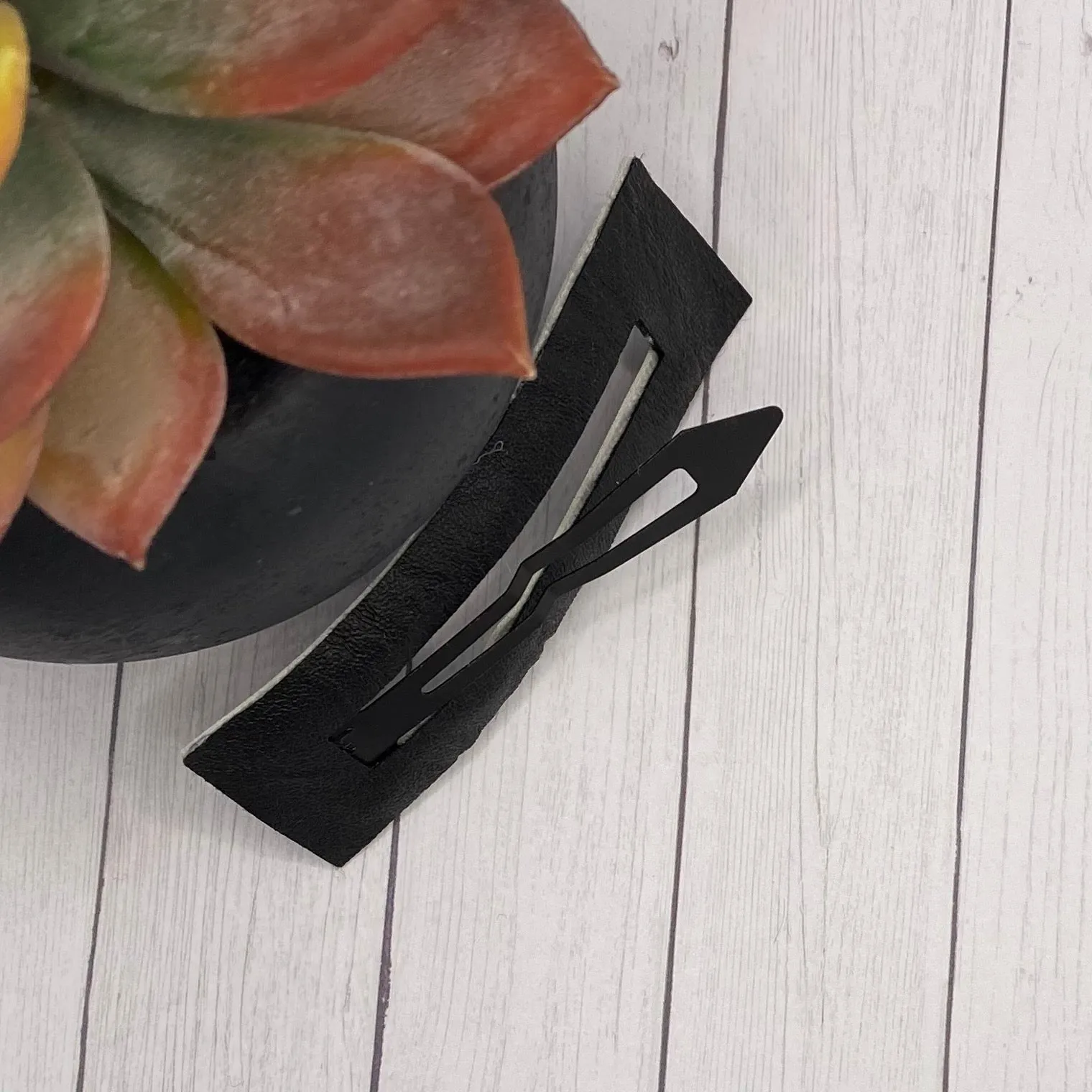 3.25” Black and White  Rectangle Snap Clip