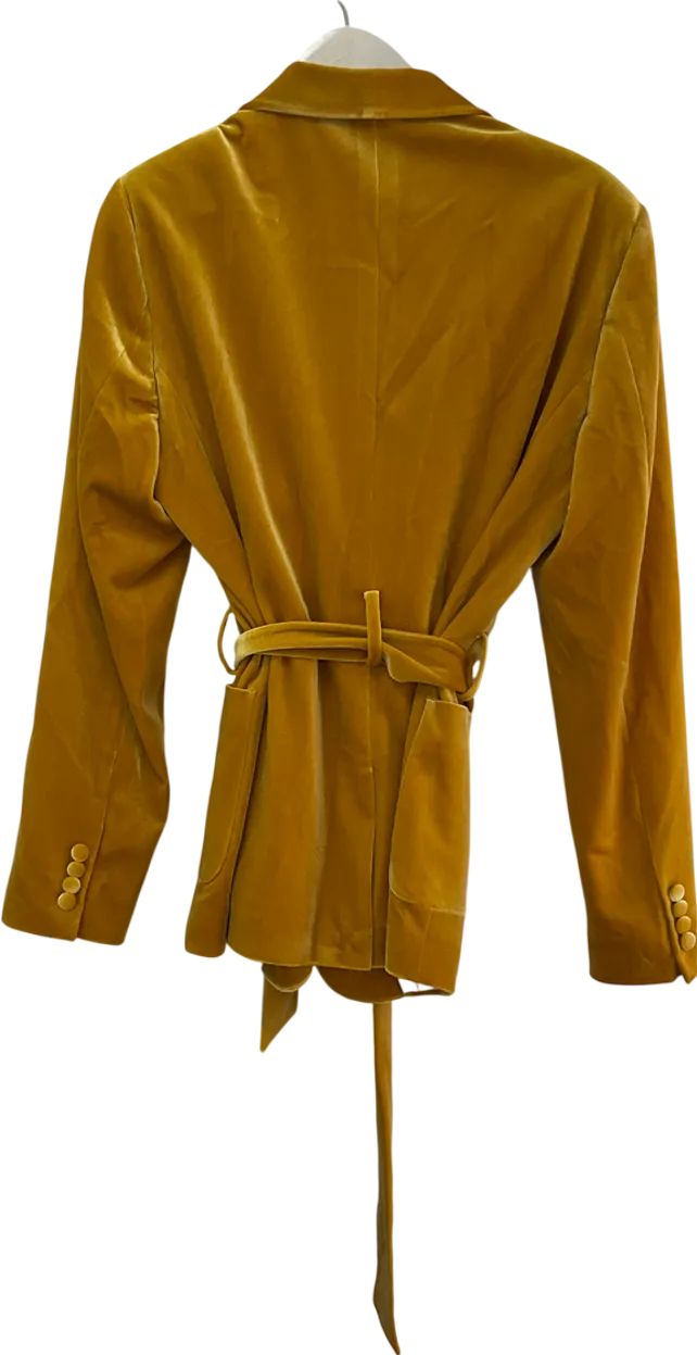 ASOS Yellow Super Skinny Smoking Jacket In Mustard Velvet With Belt  Now £42.50. Was £85.00. (-50%) UK 42" CHEST