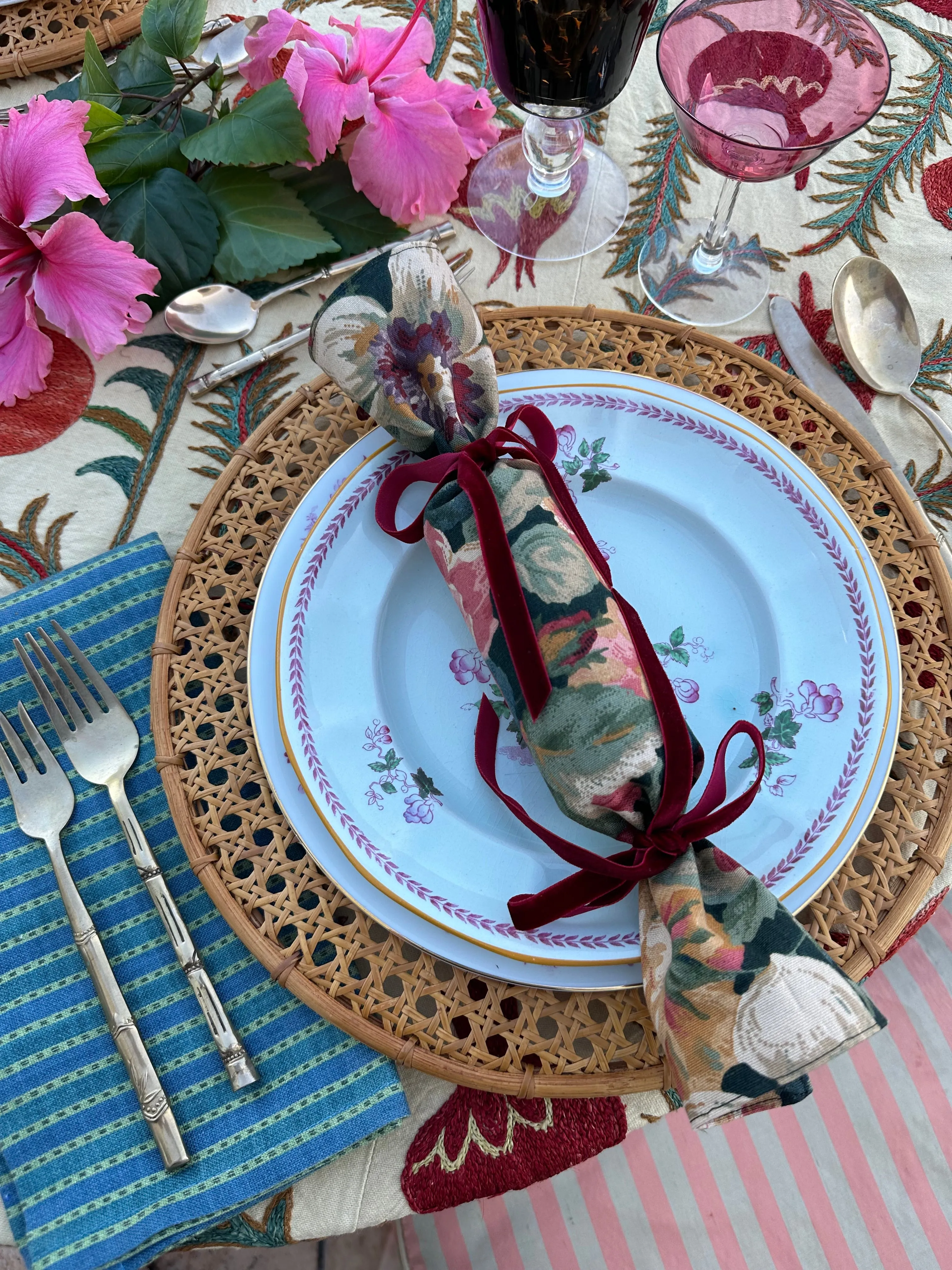 Party Popper/Holiday Cracker - Vintage Floral Chintz Merlot Velvet Bows